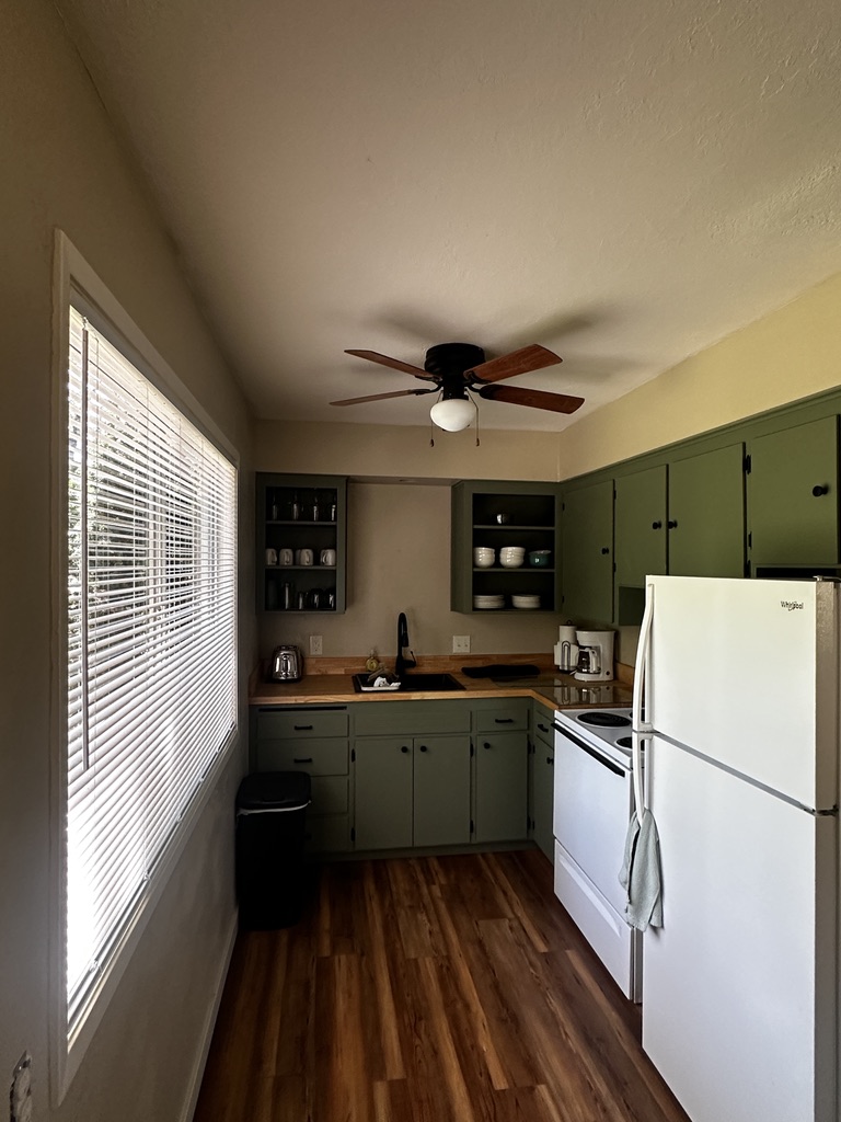 Chinook Cabin accommodation photo 3