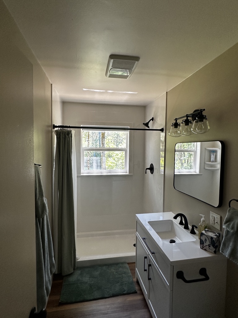Chinook Cabin accommodation photo 8